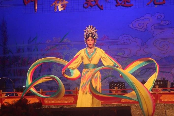 叶蓓爱女叶儿