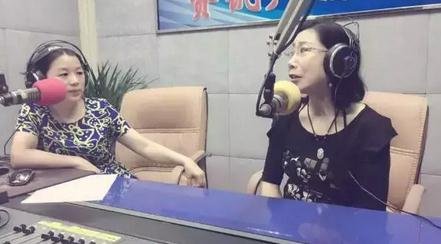 《荟文说戏》节目主持人慧文与李环芝畅谈汉剧人生