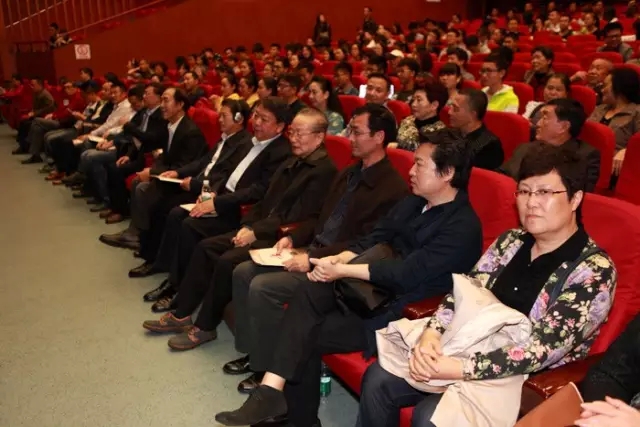 评剧《母亲》揭开<a href='http://www.xijucn.com/'><u>戏曲</u></a>现代戏优秀剧目南北交流展演序幕